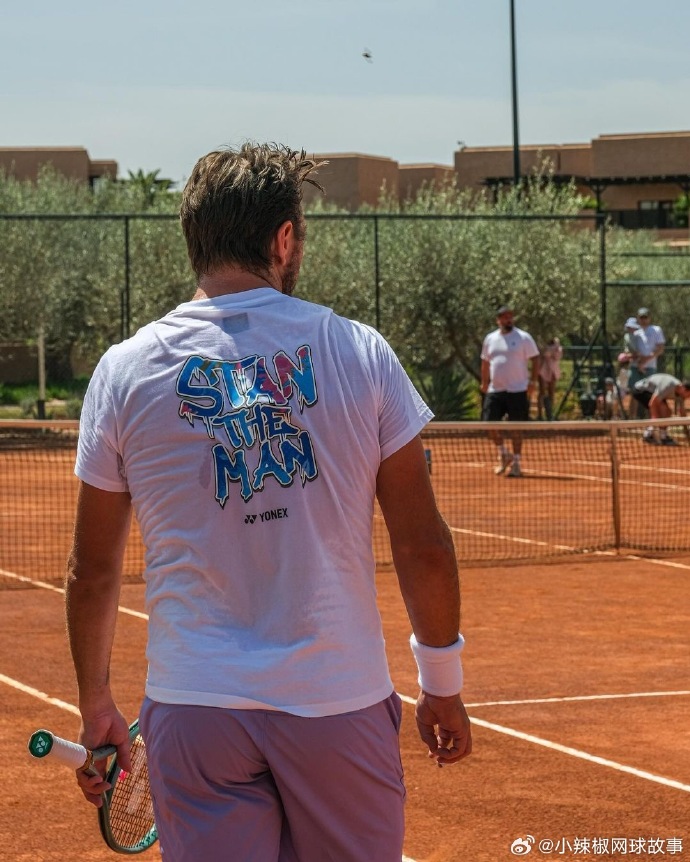 法国网球队轻取世界网球队,瓦林卡高光表现的简单介绍 法国网球队轻取世界网球队,瓦林卡高光表现的简单介绍