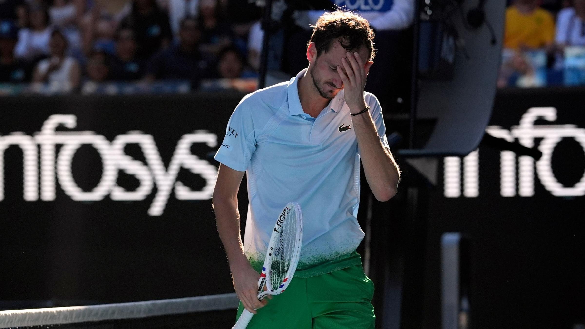 意大利网球队横扫澳大利亚网球队,梅德韦杰夫爆发神勇的简单介绍 意大利网球队横扫澳大利亚网球队,梅德韦杰夫爆发神勇的简单介绍