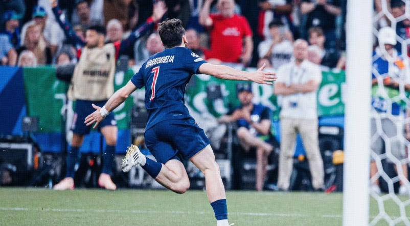 开云体育app-法国球队豪取连胜，欧洲赛场表现抢眼