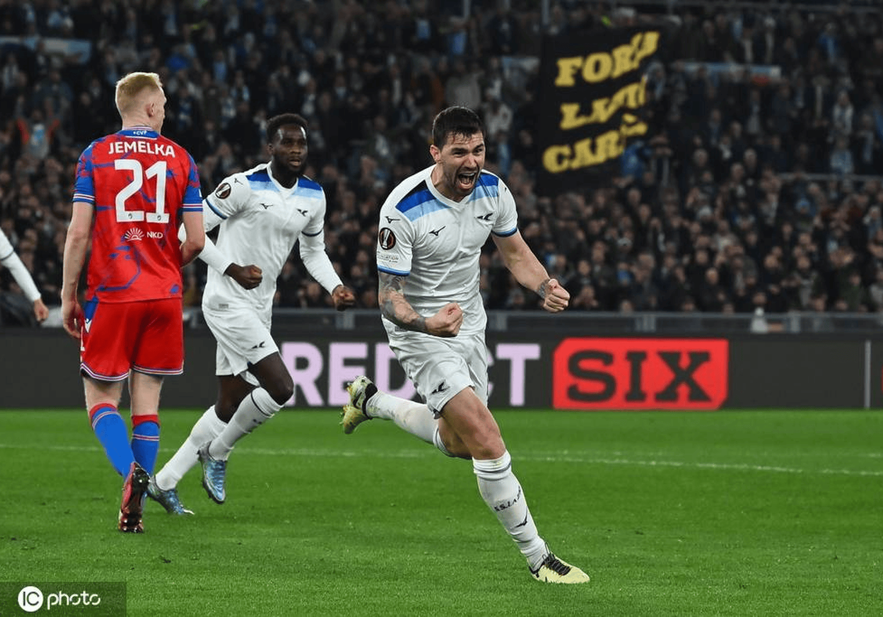 关于拉齐奥:期待下一场比赛的胜利的信息 关于拉齐奥:期待下一场比赛的胜利的信息