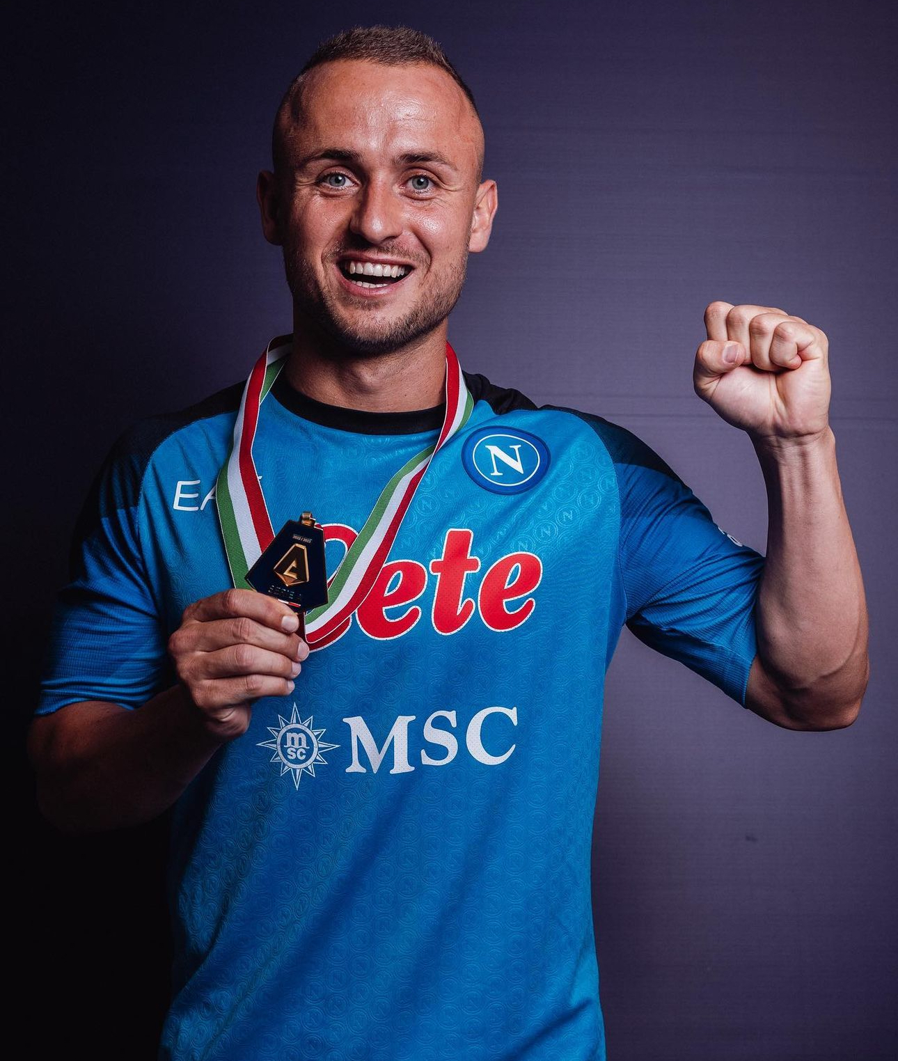 开云官方app入口-斯洛伐克代表团获得自行车比赛冠军