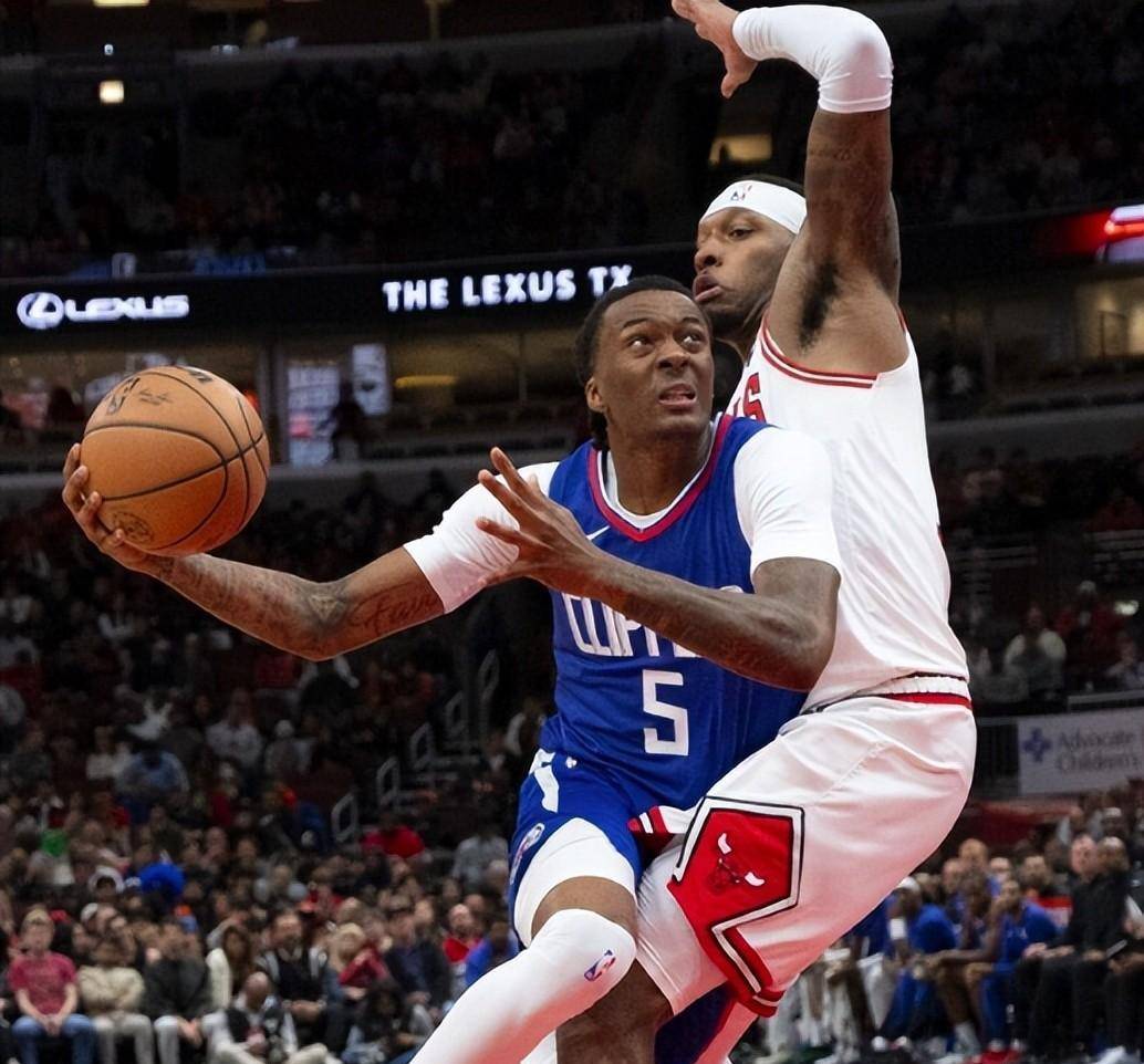 开云体育平台APP-快船胜国王乔治生涯新高+，连胜榜首的简单介绍