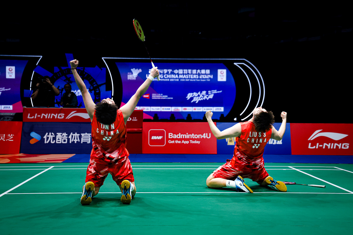 泰国羽毛球队力克丹麦羽毛球队，林丹统治全场的简单介绍