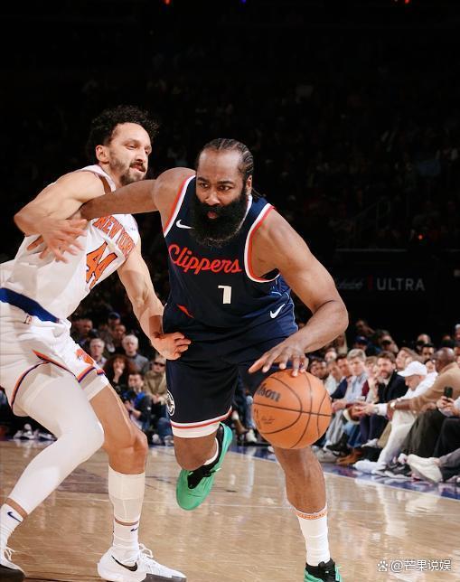 快船翻盘新疆队，伦纳德扛起全队的简单介绍