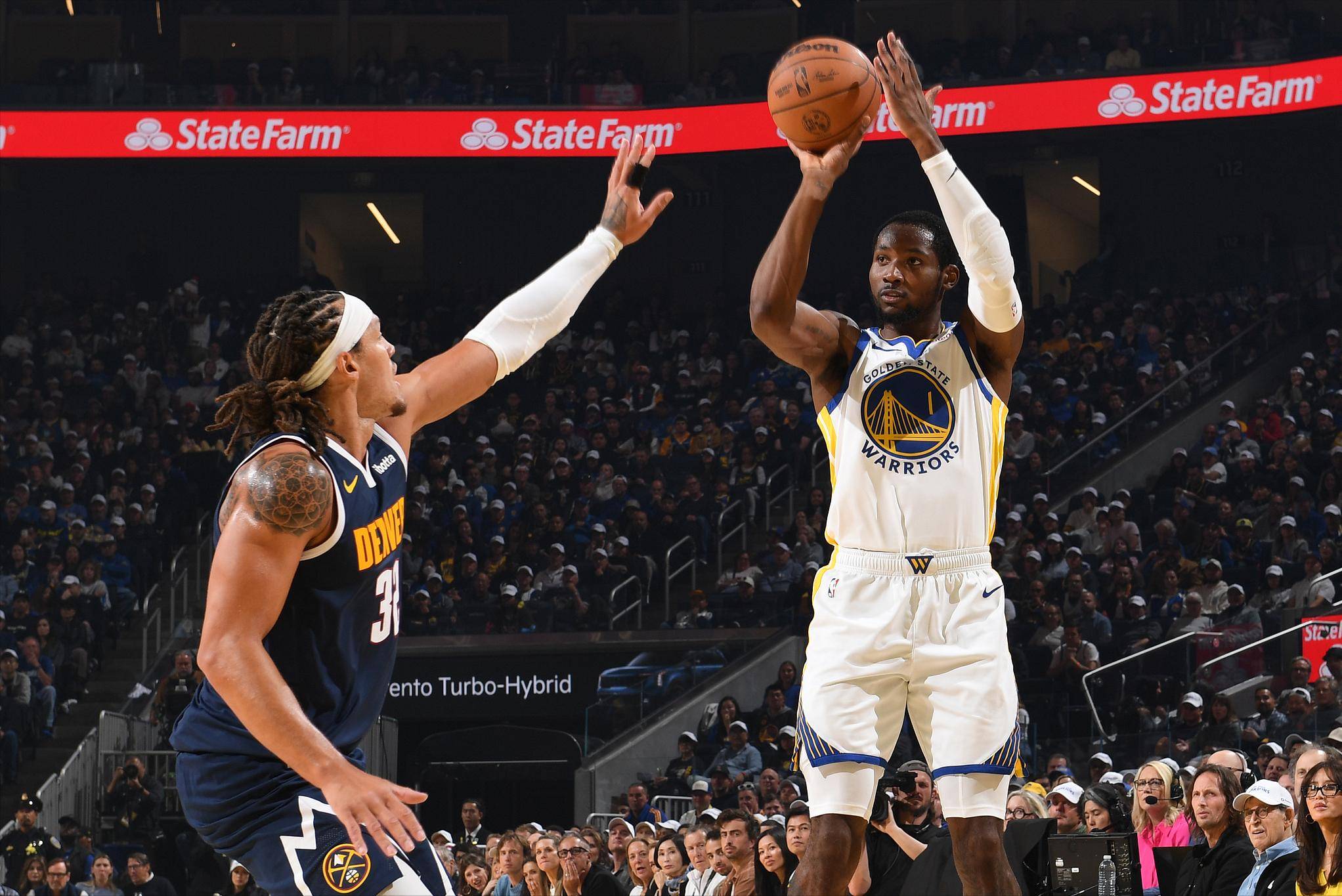 开云体育直播-关于勇士横扫福建队，克莱状态火热的信息