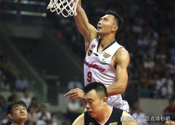 包含太阳翻盘新疆队，易建联状态火热的词条