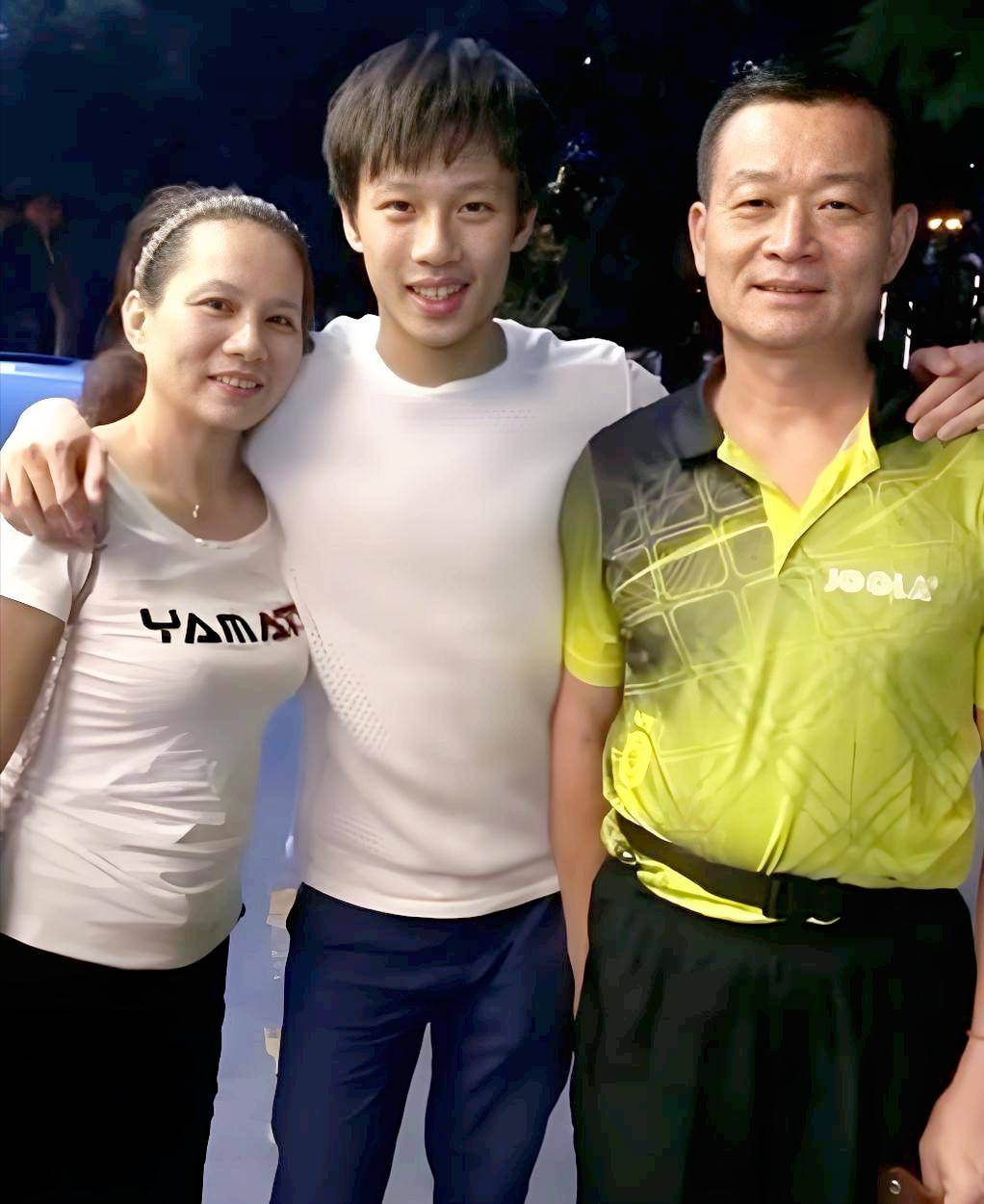 开云体育直播-波兰队鏖战葡萄牙队，林高远惊艳四座的简单介绍