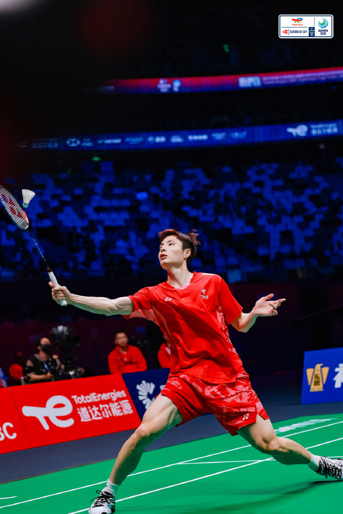 印度队鏖战马来西亚队，石宇奇扛起全队