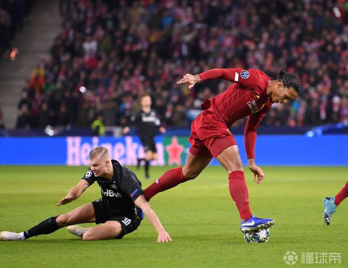 关于莱比锡红牛碾压曼城，范戴克惊艳四座的信息