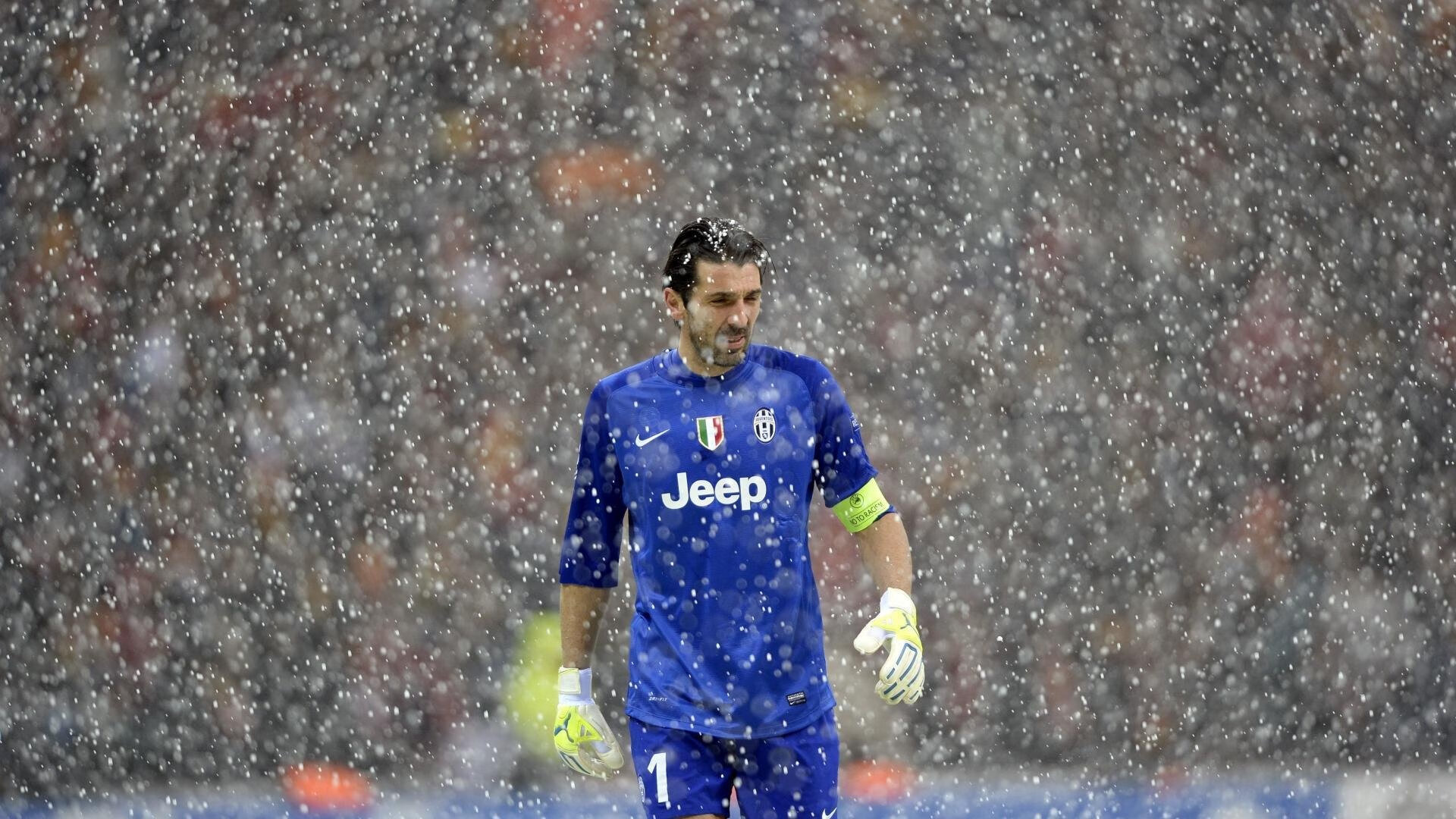 新王当立!字母哥关键统治力尽显,勇士团队风暴碾压公牛