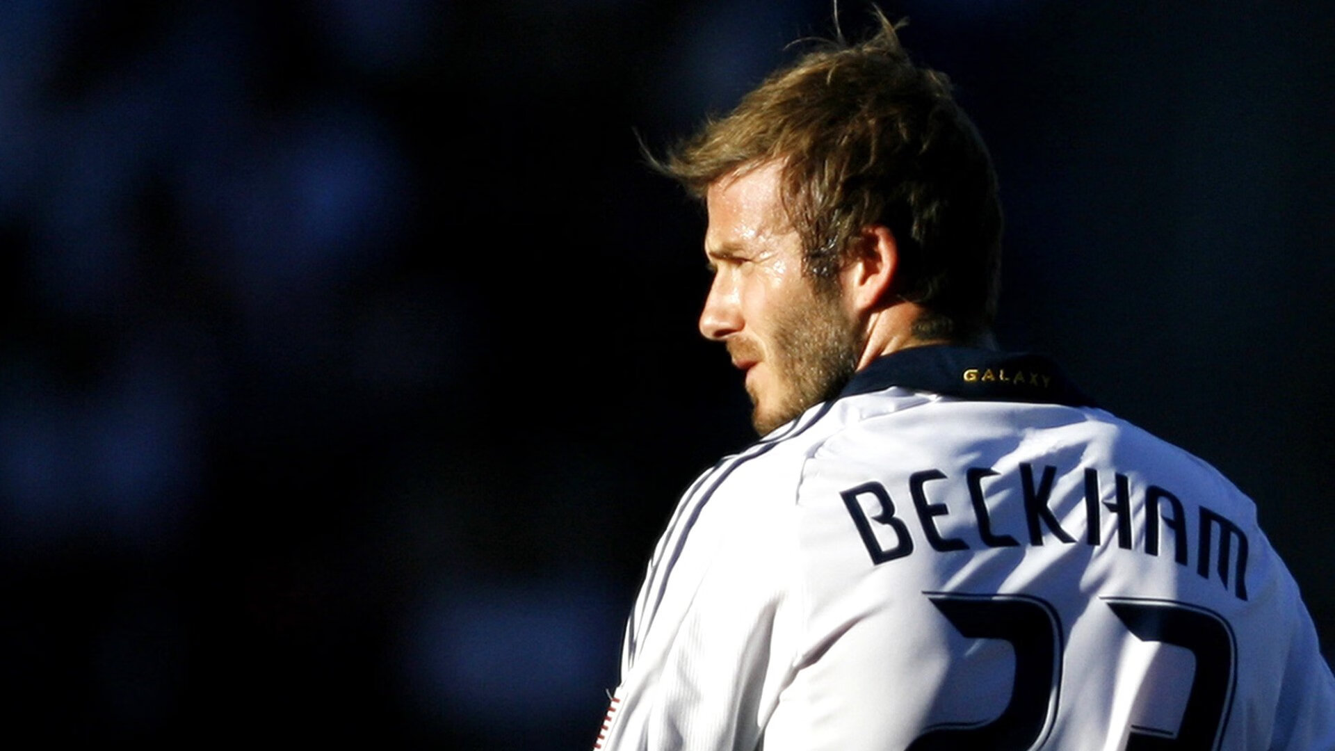 德罗赞关键先生本色尽显，新疆队轻取黄蜂展团队实力